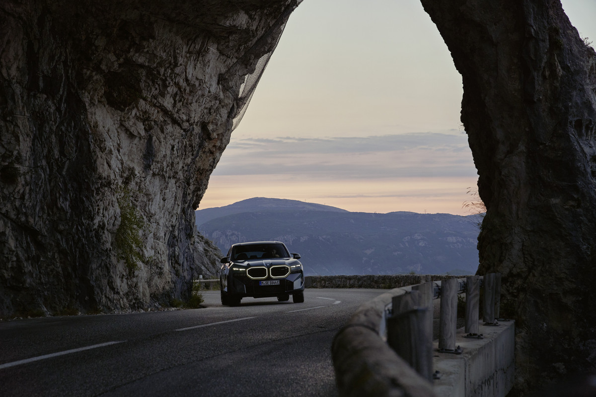 P90478655_highRes_the-first-ever-bmw-x