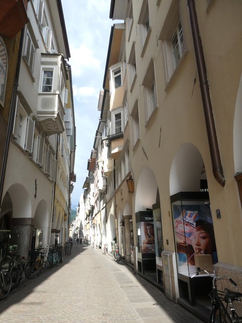 Dolomitas y noreste de Italia en verano de 2025 (En construcción) - Blogs de Italia - DÍA 5 – Iglesias Sta. Maddalena y S. Giovanni / Chiusa / Bolzano (22)