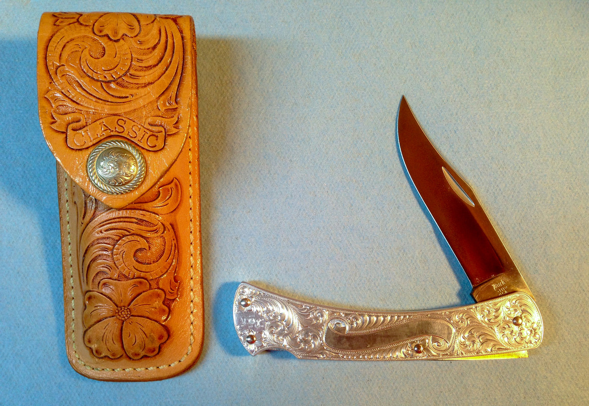 Buck-111-3-dot-sheath.jpg