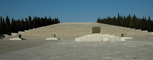 NO-A-TERZI-Sacrario-Redipuglia-05-Ph-Gabriele-Menis