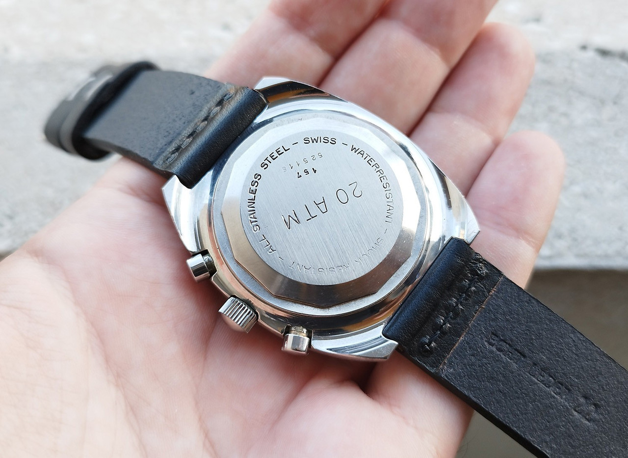 mon dernier achat, la très rare Dugena de 1970 ref 3000 en valjoux 72 20260815Chrono-Dugena-fond