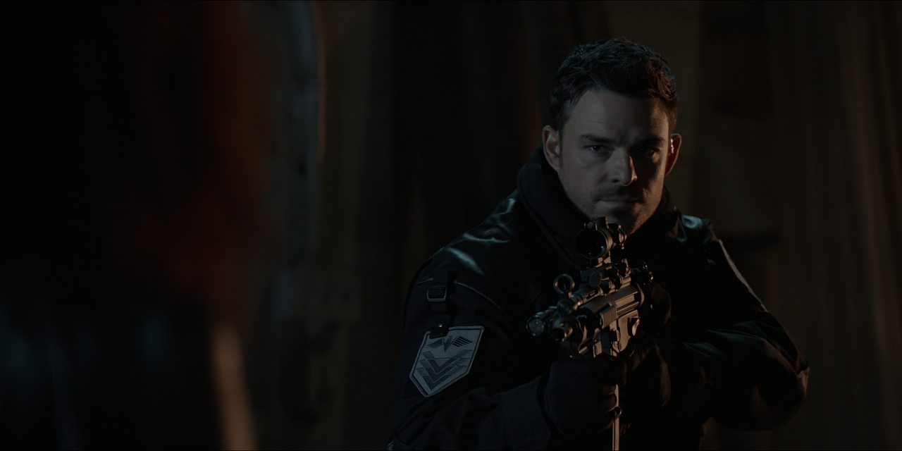 Batwoman.S02E13.I'll.Give.You.a.Clue.1080p.10bit.AMZN.WEB-DL.DDP5.1.HEVC-Vyndros.mkv_snapshot_03.17_
