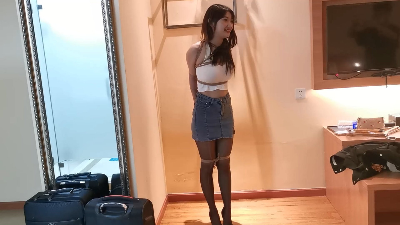 奥特曼 身材火爆的尤涵.mp4_20220830_091836.257