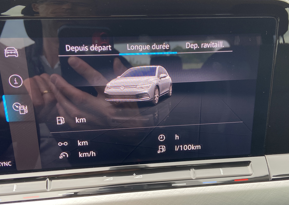 CB21CBE8-1B6F-4548-8BF9-BFBCA2CCC36C