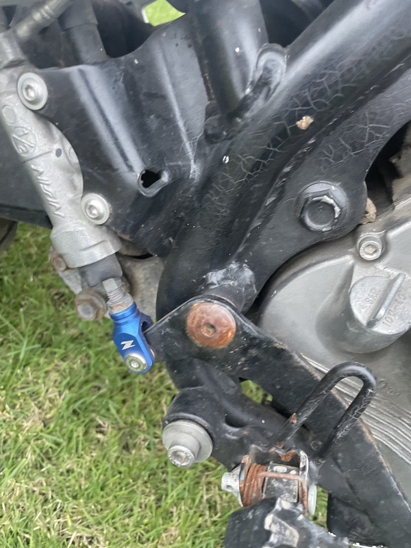 AD545AF6-7F39-47DA-A60B-5F1922F7479D