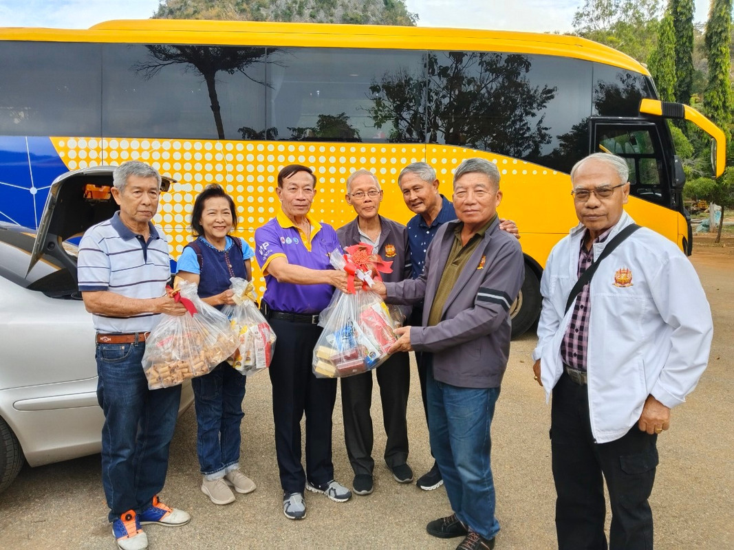 LINE_ALBUM_จปร.22 One Day Trip กาญจนบุรี_241215_17