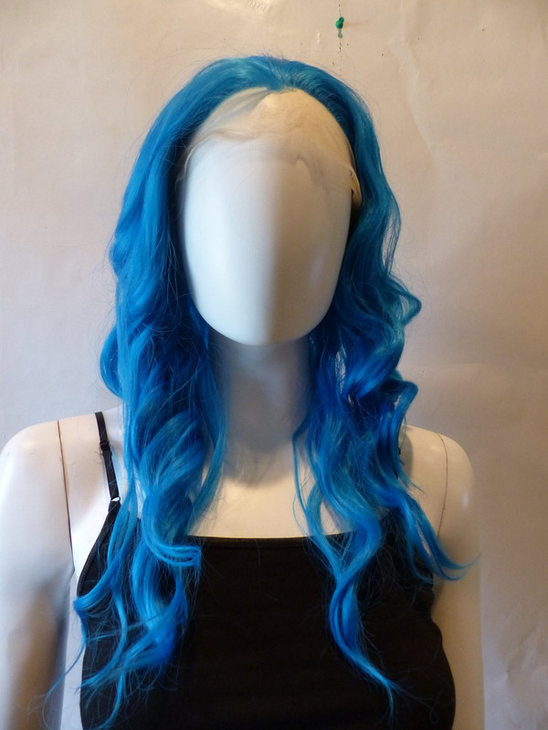 SAPPHIRE WIGS 22" TRANSPARENT FRONT LACE WAVY BRIGHT BLUE HAIR WIG