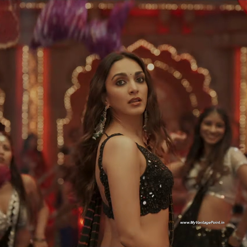 7-Kiara-Advani-Hot-in-Satyaprem-Ki-Katha-2023-with-Kartik-Aryan-My-Vantage-Point