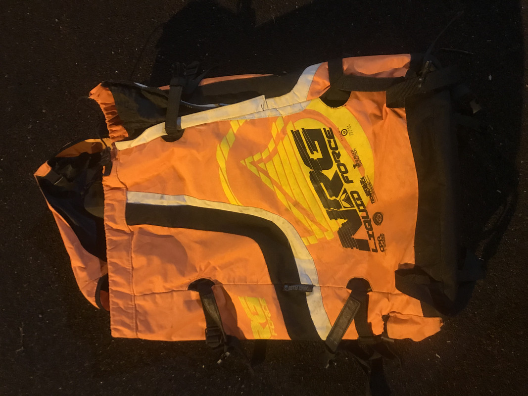 B72D8056-FA19-410D-9813-A9B00DD075F4