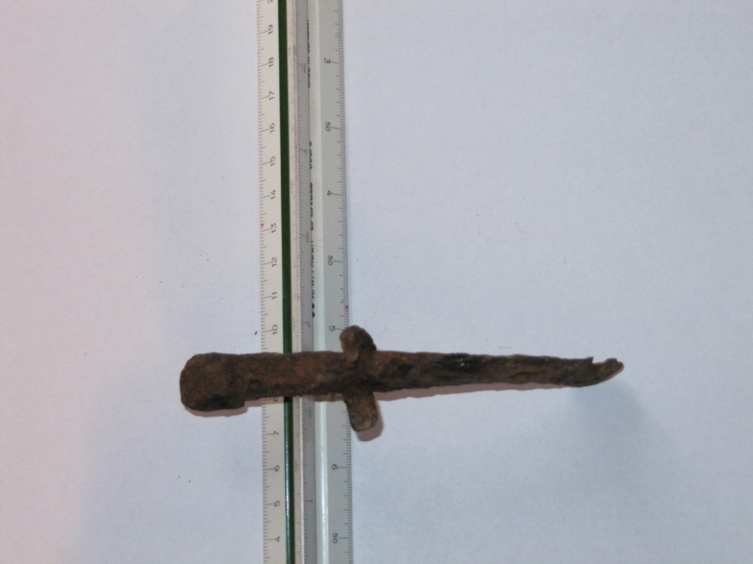 Hevosenkengän puolikas 1 001