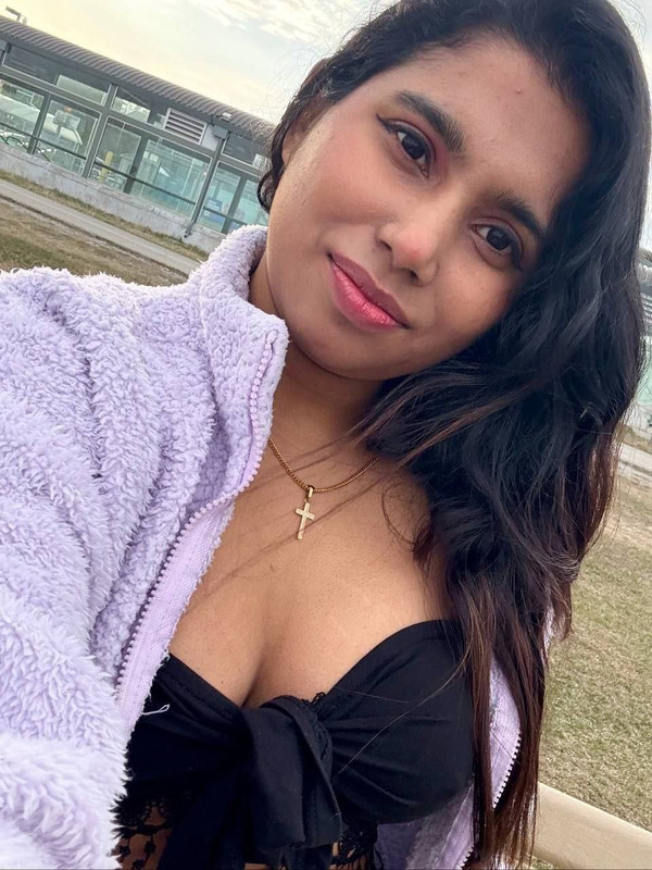 photo 6334836419985083648 y