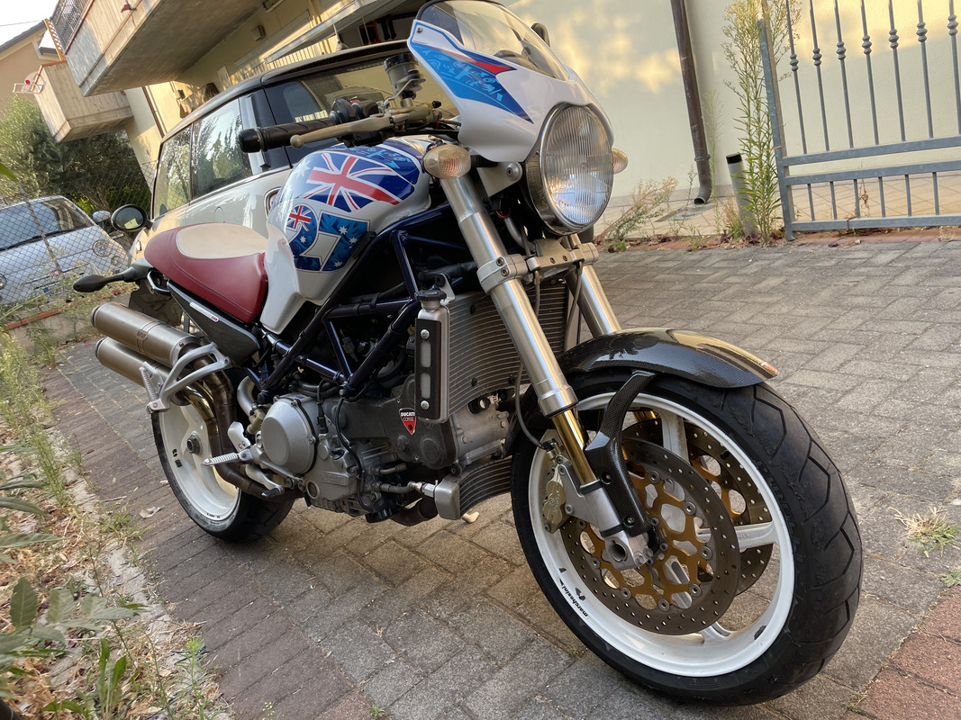 81153E9F-38E9-4CE6-9E0E-4CC9FF5B7F5B