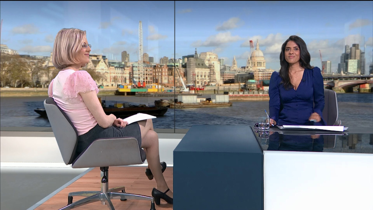 ITV News London_20220516_18001830.ts_snapshot_23.28.845