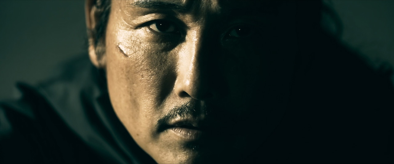 One-Percent Warrior (2023) (1080p BluRay x265 SAMPA).mkv_snapshot_01.21.48.792