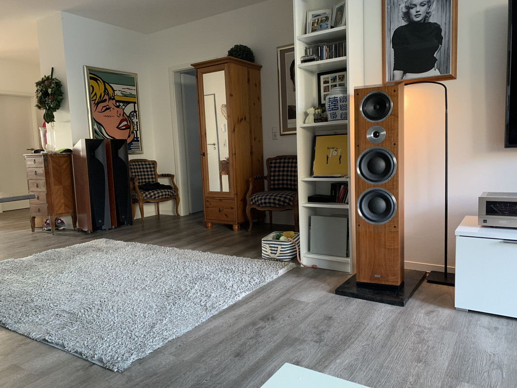 3B2474B1-5322-4265-93FF-E9C8B673524C