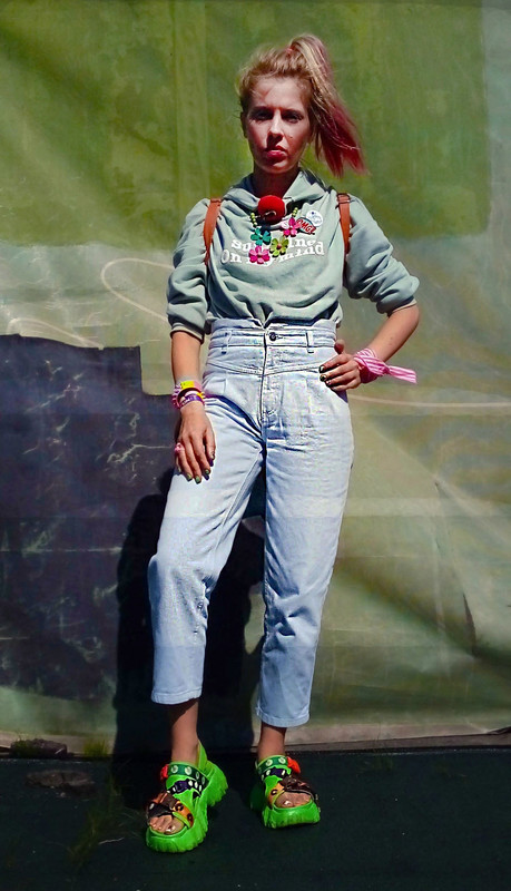 7D15C18F-0415-46BB-86BE-8E4E5302671A