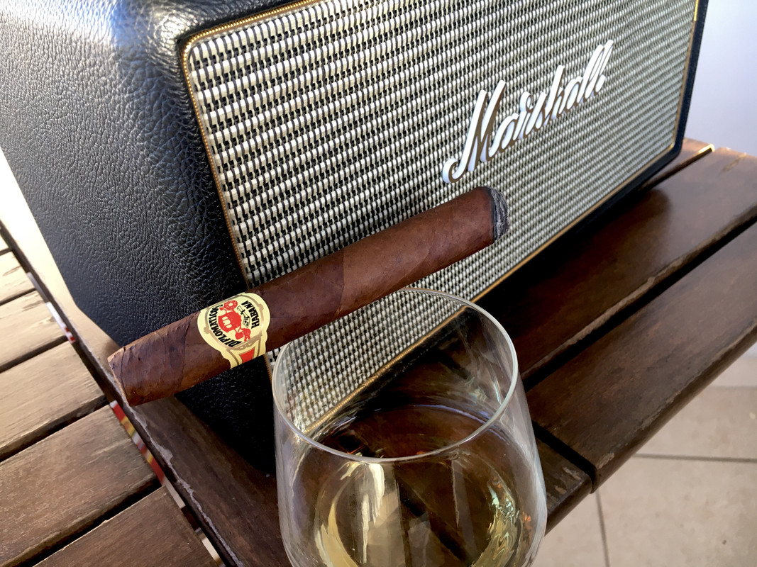 F030EDB8-79DB-4E1D-8727-D8279EB4C108