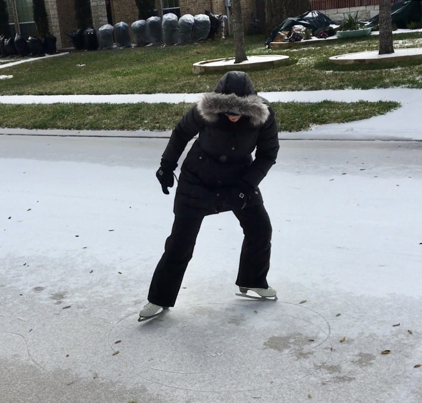 20210215_ICE-SKATING