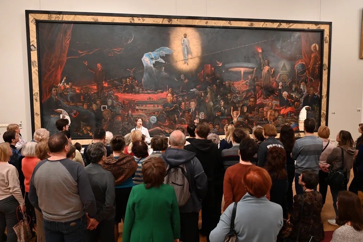 Interior of the Ilya Glazunov Gallery, a venue for concerts in Moscow