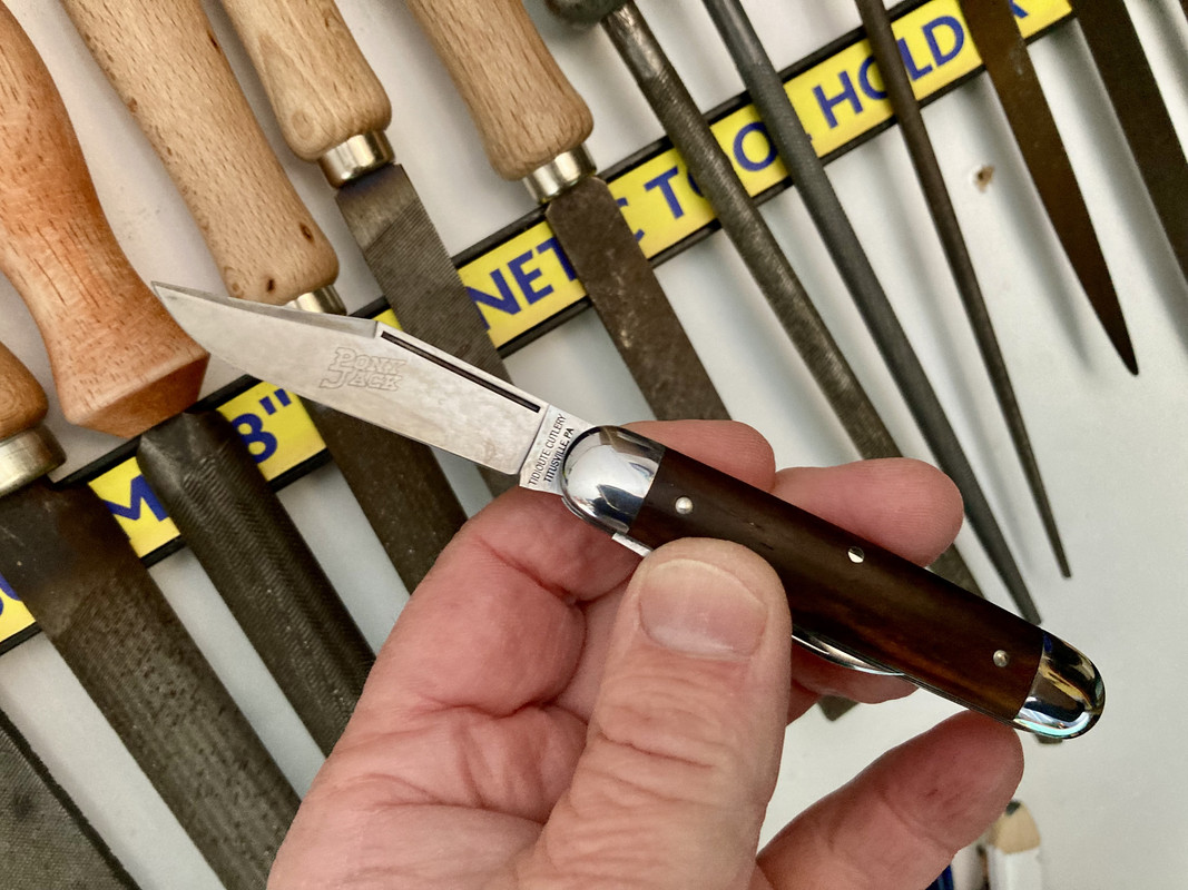 60646359-8A2B-42F0-A1A1-52B0E45F25C7