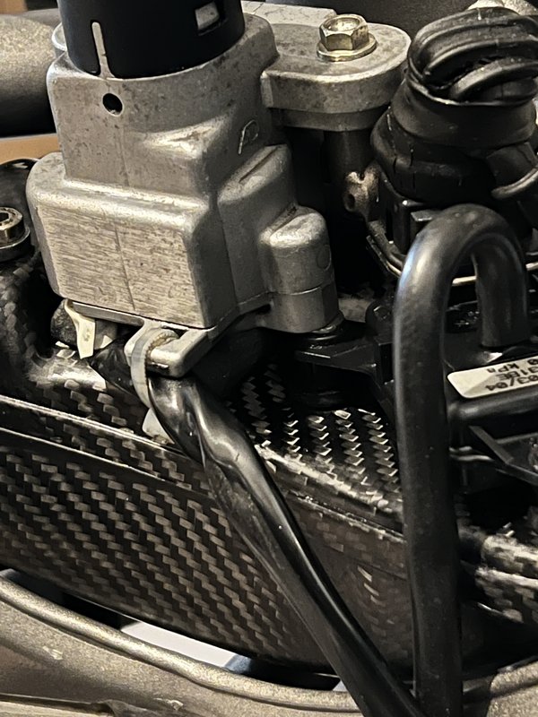 F332180C-F0FD-4D82-97B6-062051A14629