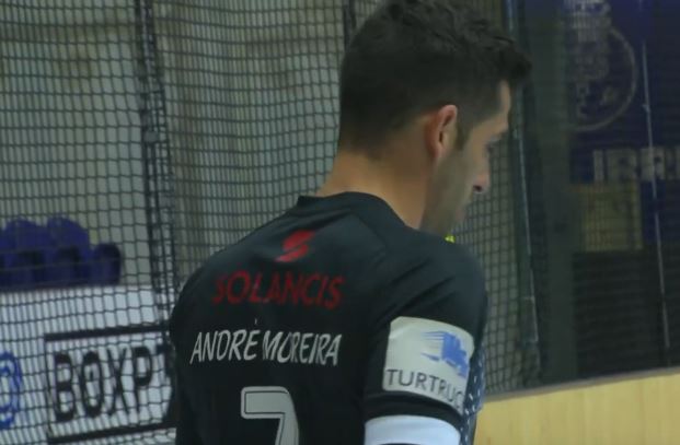 <p>HÓQUEI EM PATINS: H.TURQUEL E SANJOANENSE VENCEM NA ABERTURA DA JORNADA 10</p>