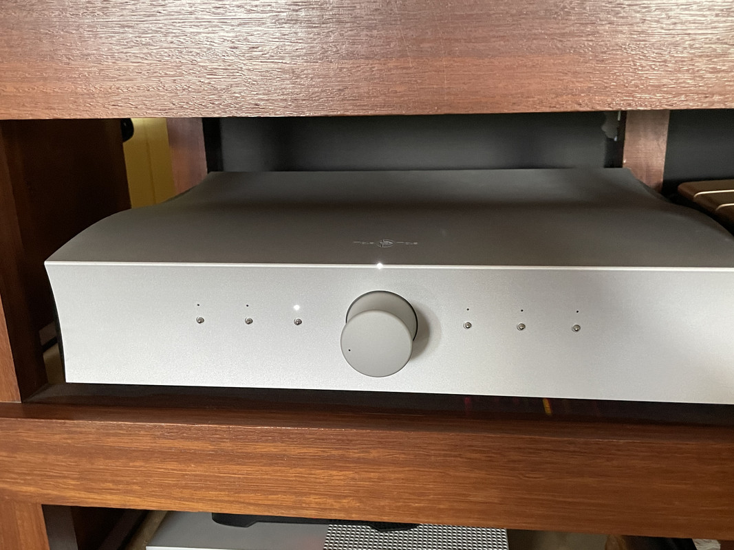 8B581DFA-B9ED-4AEF-B9F7-94C1D8B80F69