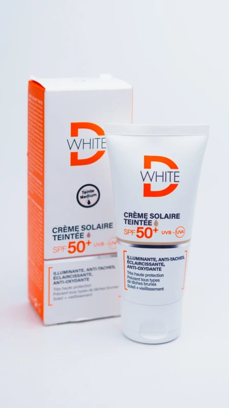 D-White Crème Solaire Teintée Clair SPF 50+