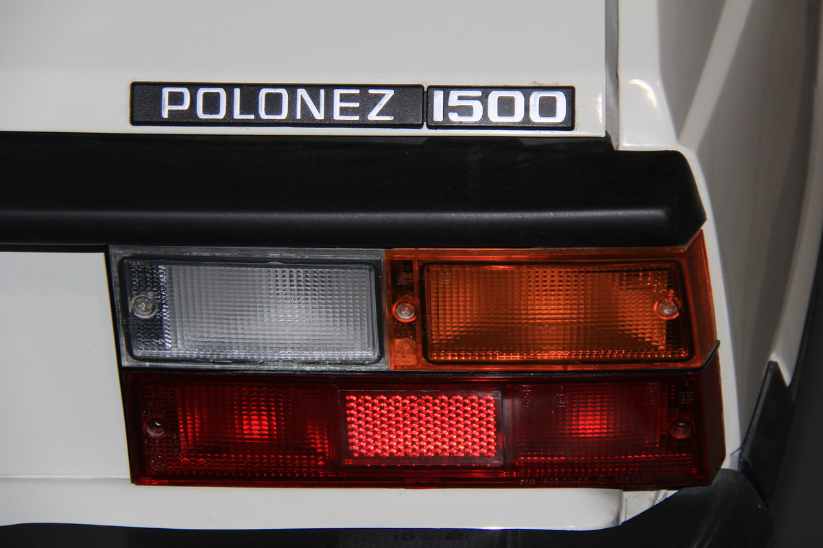 logo polonez 1500 1