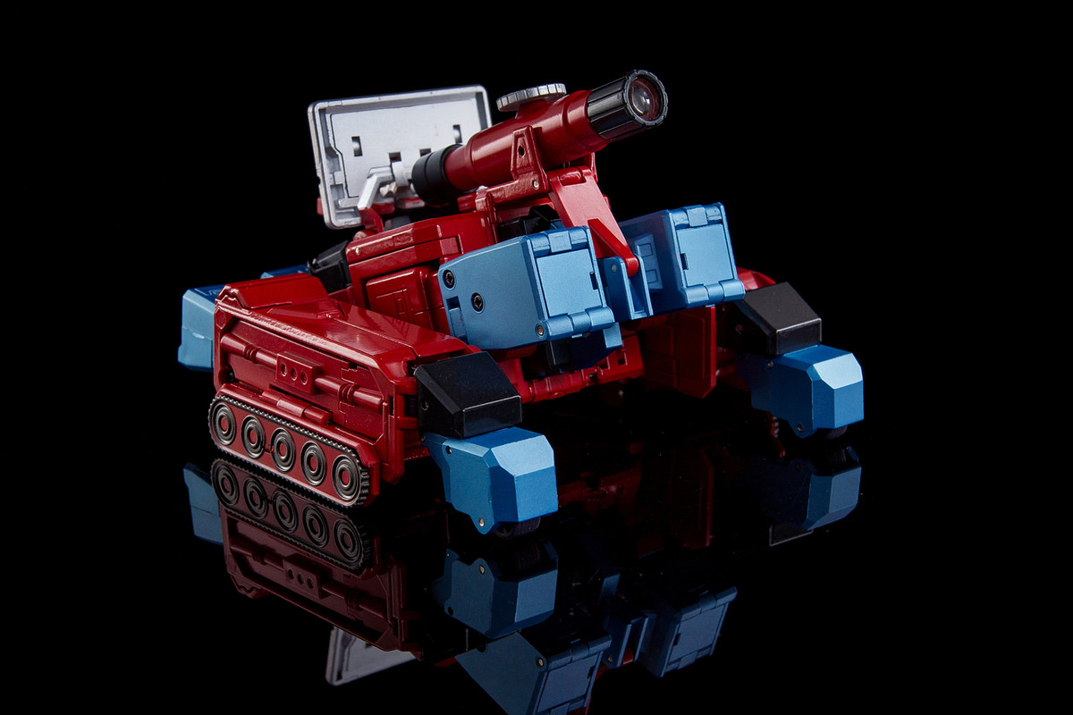X-Transbots-MX-27-Janssen-66