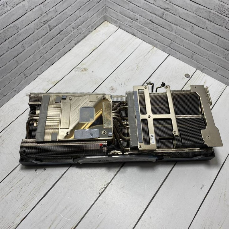 MSI RTX 3090Ti Suprim 2