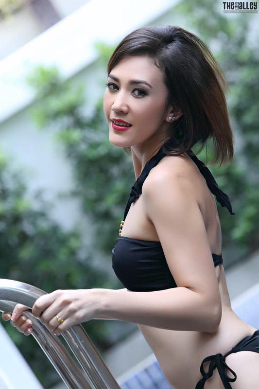Areeya Oki 37-040