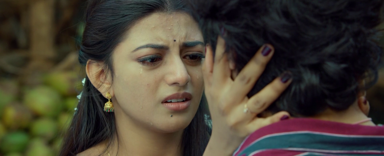 Kayal Anandhi-  Hot  Intimate Scene - Sridevi Soda Center  (4)