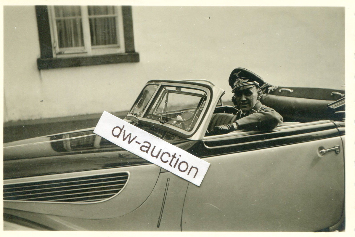 Fallschirmjäger Pionier Btl. , Offizier mit Fahr