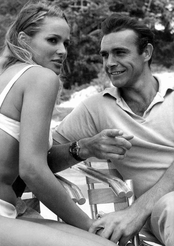 james-bond-ursula-andress-dr-no-on-set-1