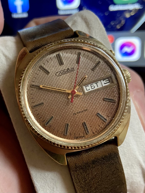 F905F216-6ACC-4A59-B341-5DA602C2D9FA