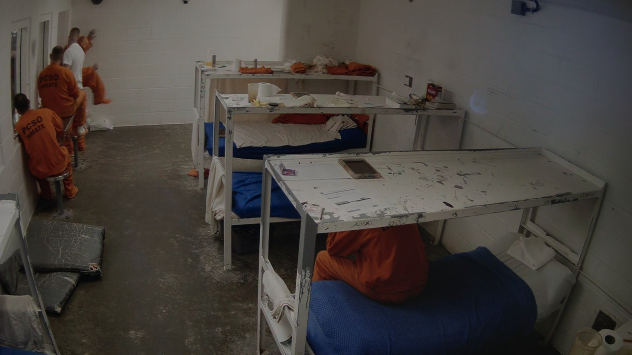 Unlocked A Jail Experiment S02E01 Dangerous Politics mkv snapshot 01 54 203