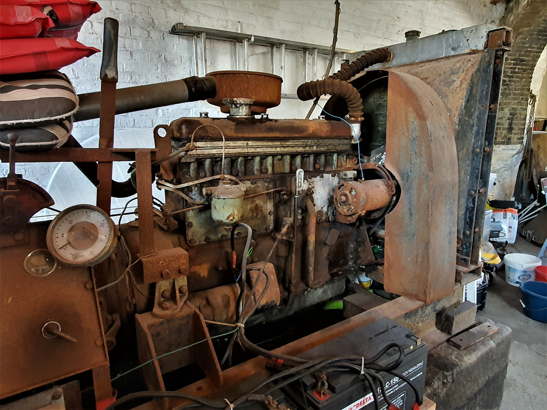 Pieter Zuijkerbuijk, De Oude Molen (motor) 01 Fijnaart 30-05-2020