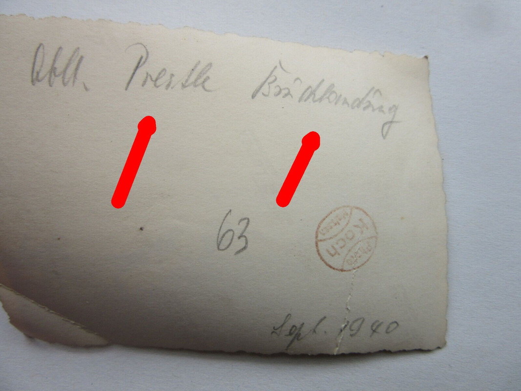 Foto JG 53 Luftwaffe BF 109 Flugzeug Wrack Kran wird geborgen Kennung OBLT Prest (1)