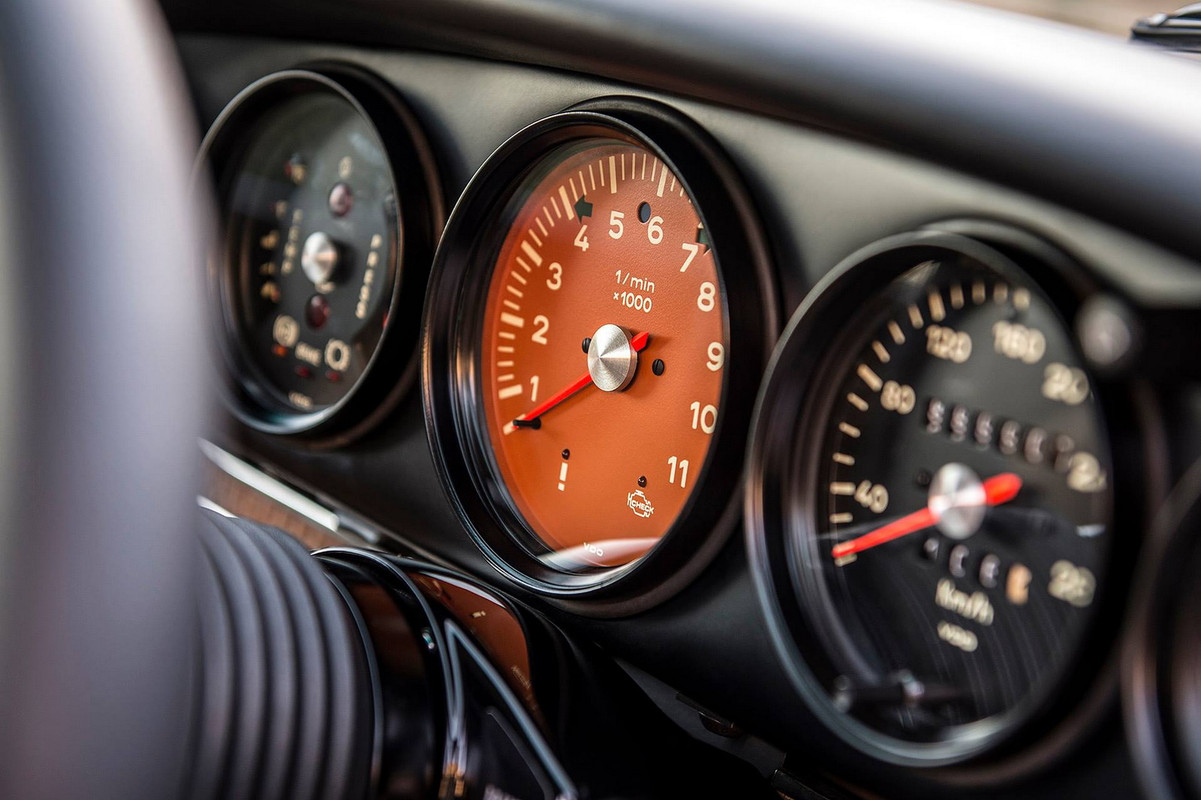The-New-Zealand-commission-singervehicledesign-porsche-porsche911-newzealandcommission-handcraf.jpg