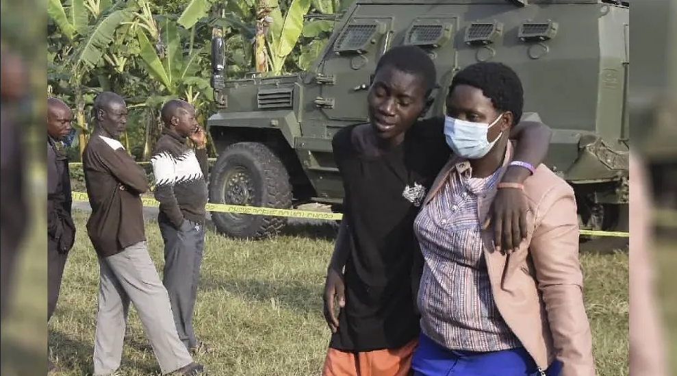 Más de 30 estudiantes mueren en un atentado terrorista en Uganda