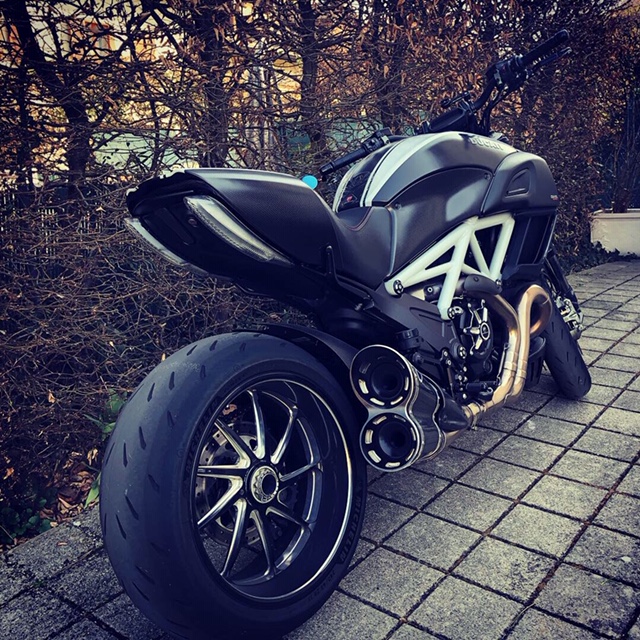 23BFCF3D-266F-4D5A-A133-B393D027543A