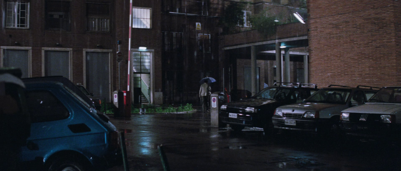 [Immagine: vlcsnap-2025-07-15-23h09m04s486.png]