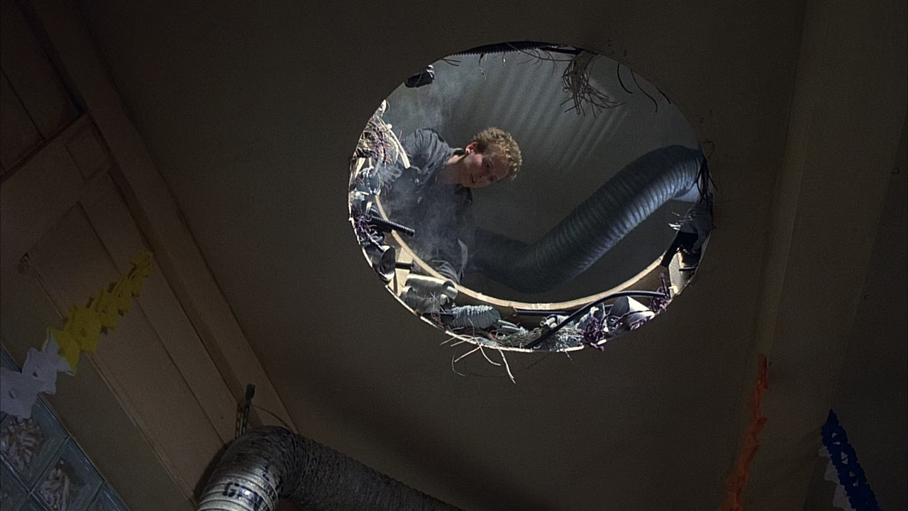 Brazil 1985 Criterion (1080p x265 10bit Tigole).mkv_snapshot_00.