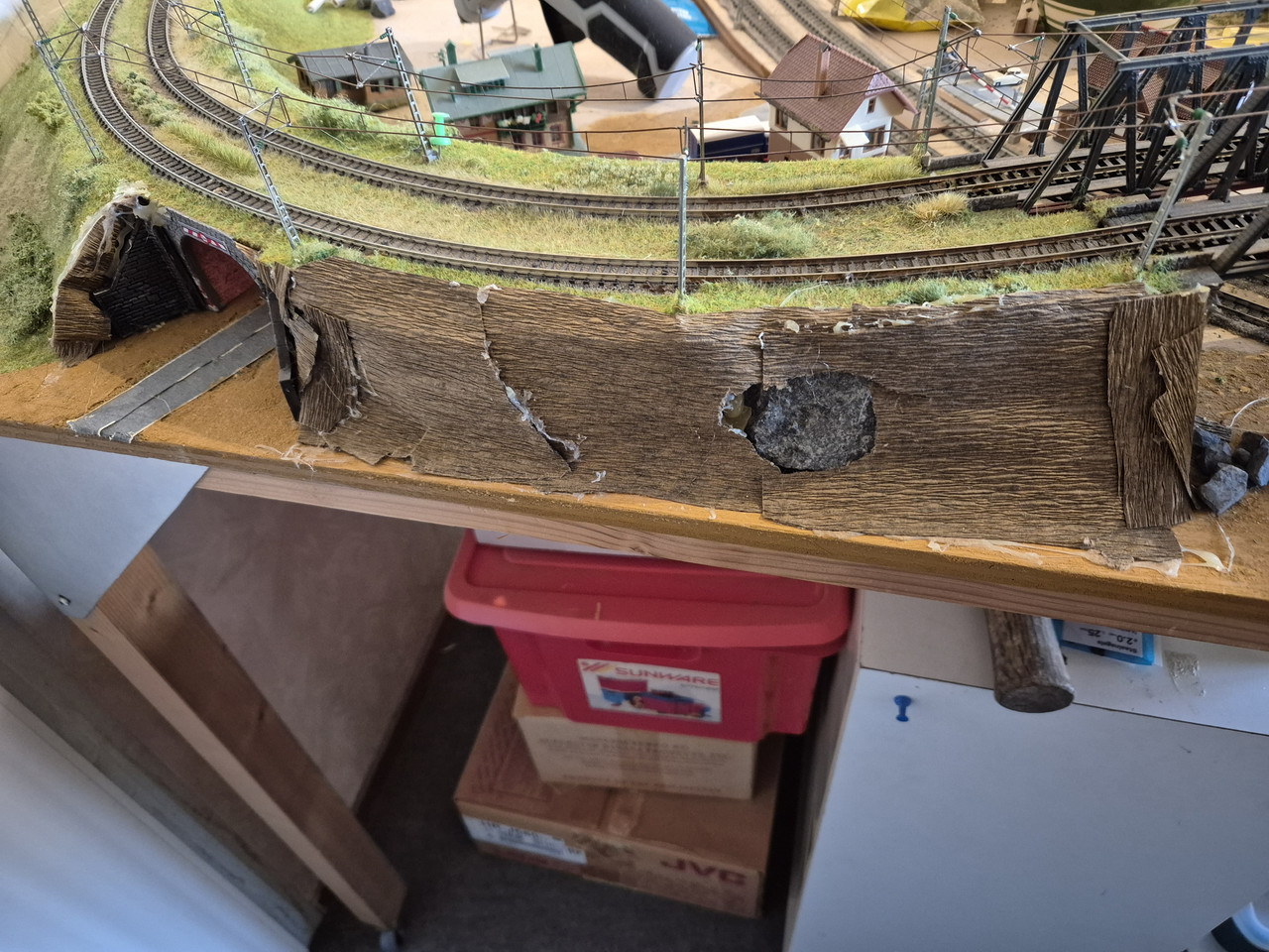 Modelbaan afdichten autotunnel en spoordijk 22 5 2026