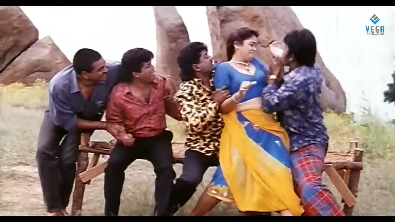 Dolly Minhas Palviahgam Avi - Villains Troubles a Women_4MxpygcjgQs.mp4_20220519_114722.394