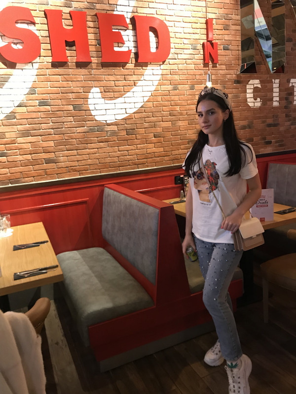 8CFEE02B-7002-4A78-B9F1-D03D827D3082