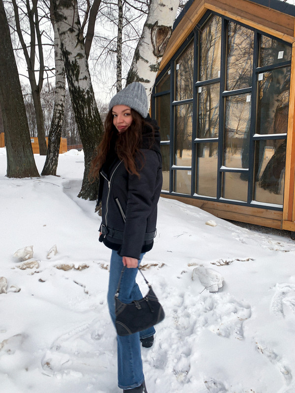 179AAB15-23D0-4587-85E1-50754B8244AC