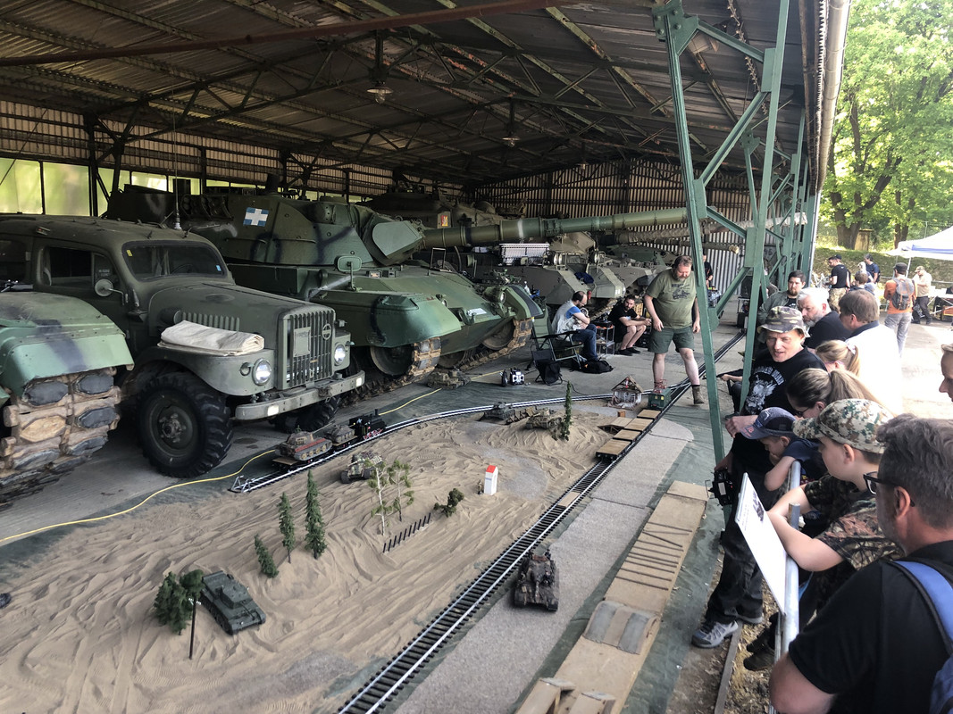 F8EA74F4-F4CE-449A-A5BC-DFF5AEF46F71