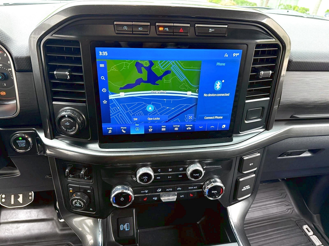 Vehicle thumbnail 24